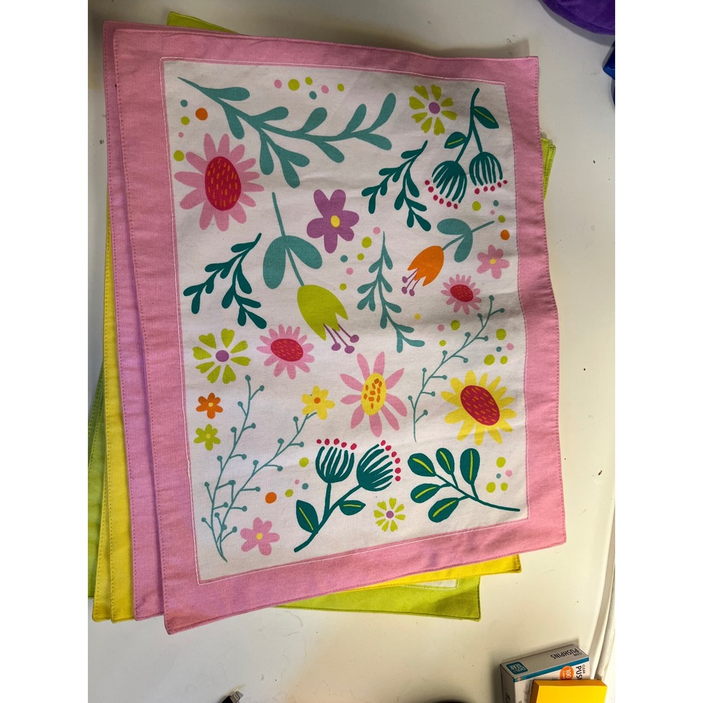 Handmade Set of 6 Floral Placemats Pink Yellow Green Reversible Botanical‎ Print